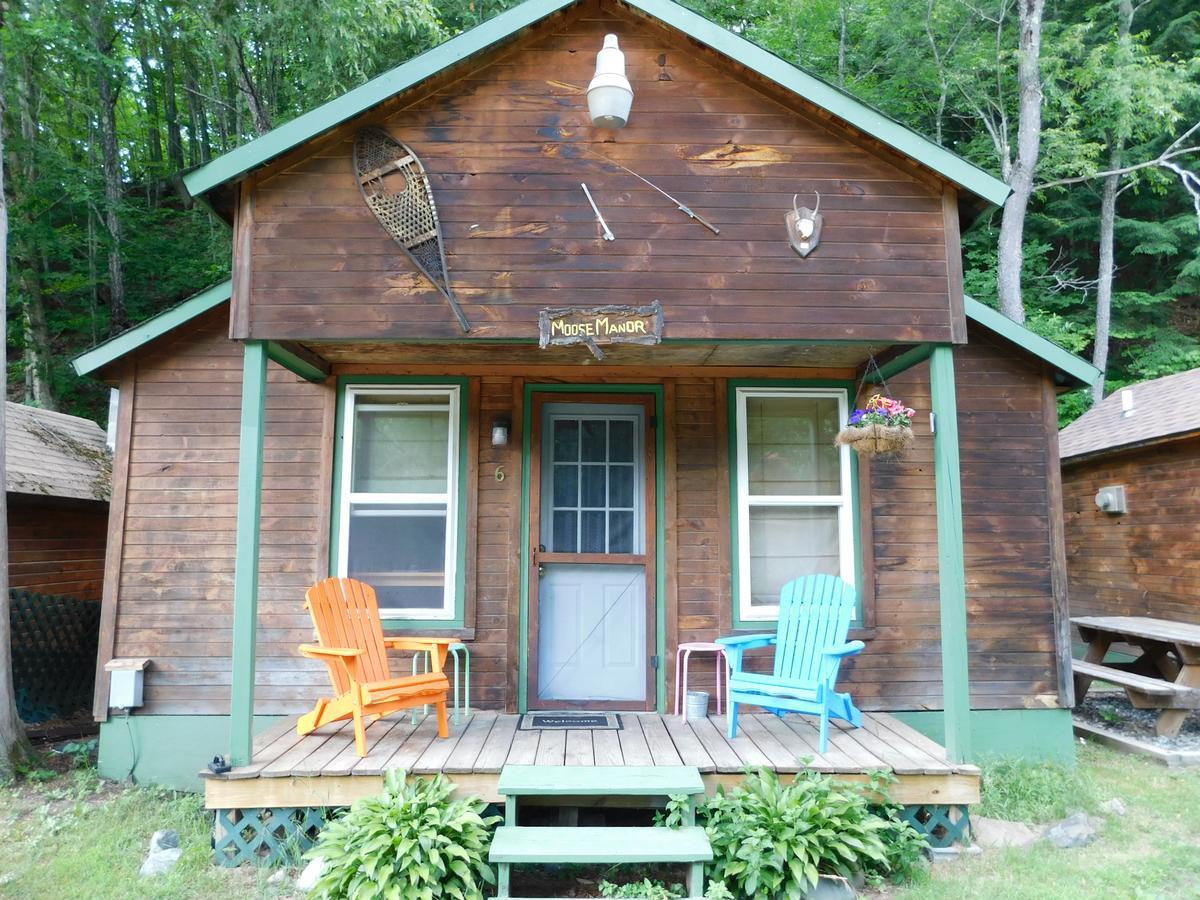Pine Crest Motel & Cabins Barton Exteriér fotografie