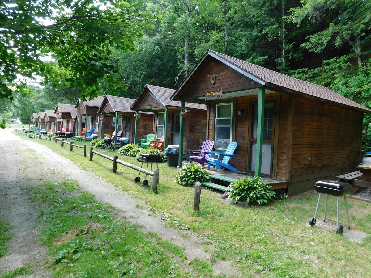 Pine Crest Motel & Cabins Barton Exteriér fotografie